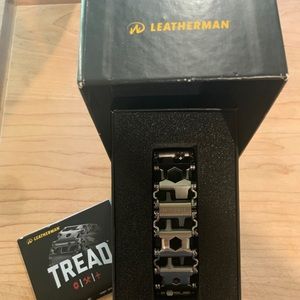 Leatherman Tread